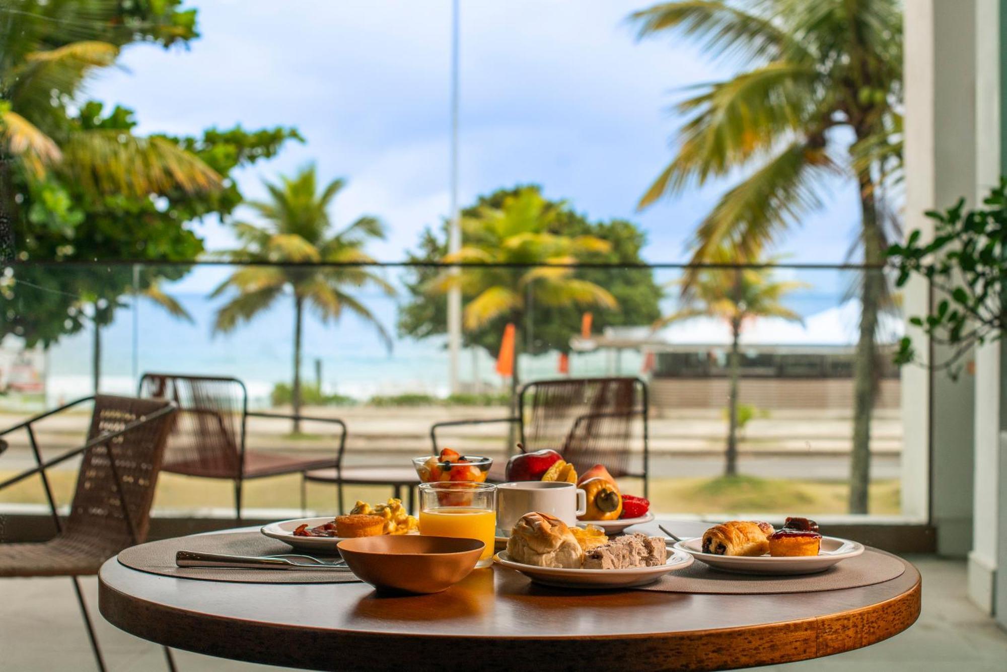 Lifestyle Laghetto Collection Otel Rio de Janeiro Dış mekan fotoğraf A typical breakfast at the hotel