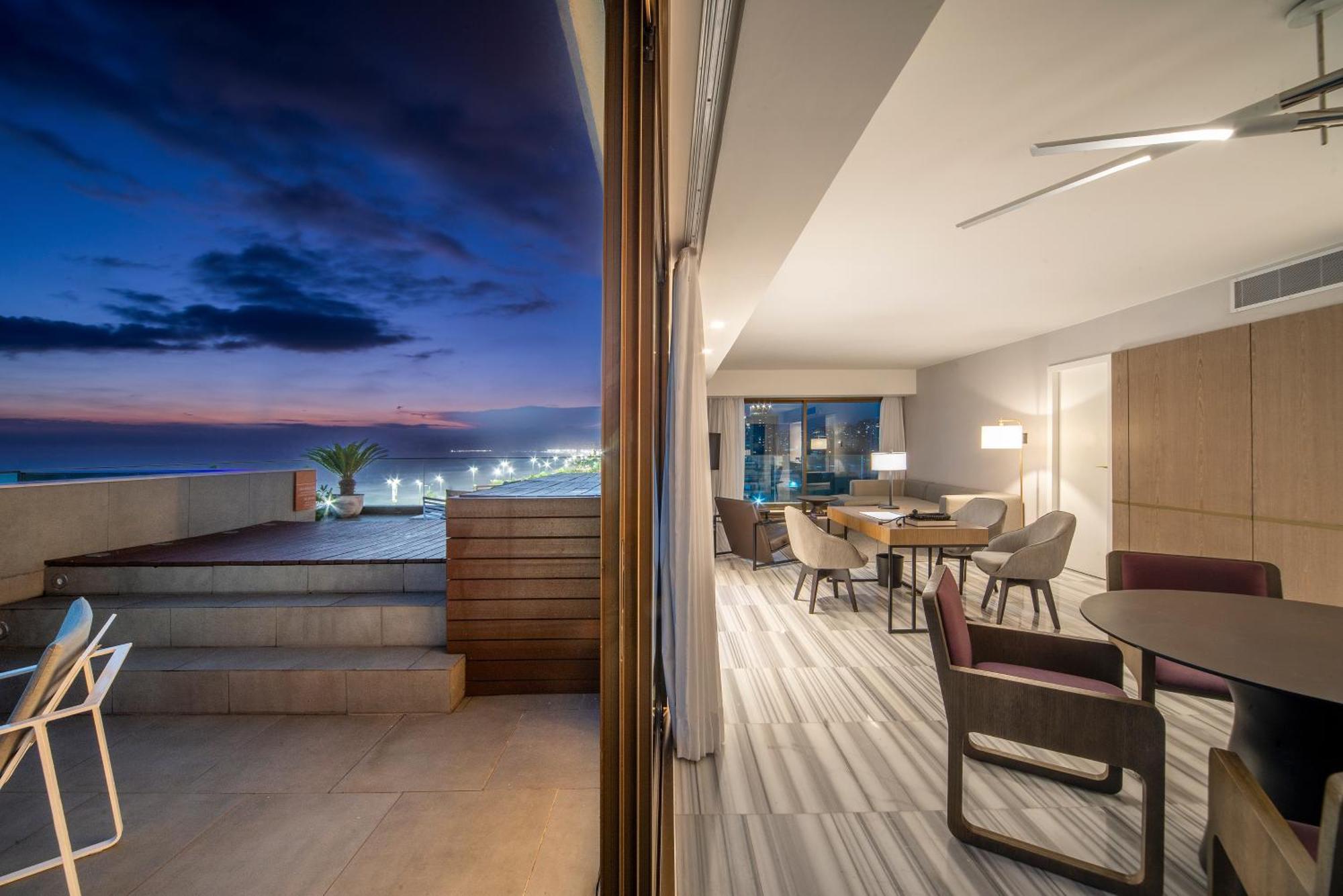 Lifestyle Laghetto Collection Otel Rio de Janeiro Dış mekan fotoğraf Suite at the Hilton Athens